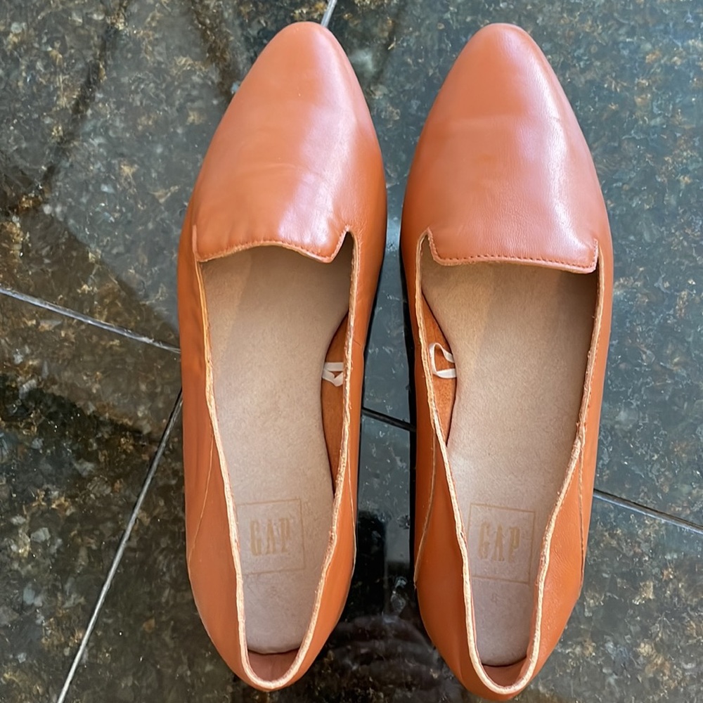 Gap Leather Loafers - Picture 2 of 4